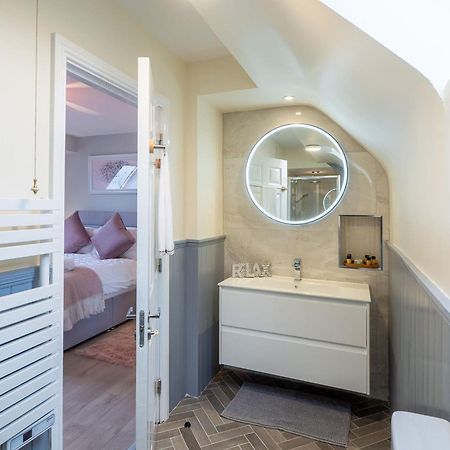 Eve'S Townhouse Apartment Клифдън Екстериор снимка